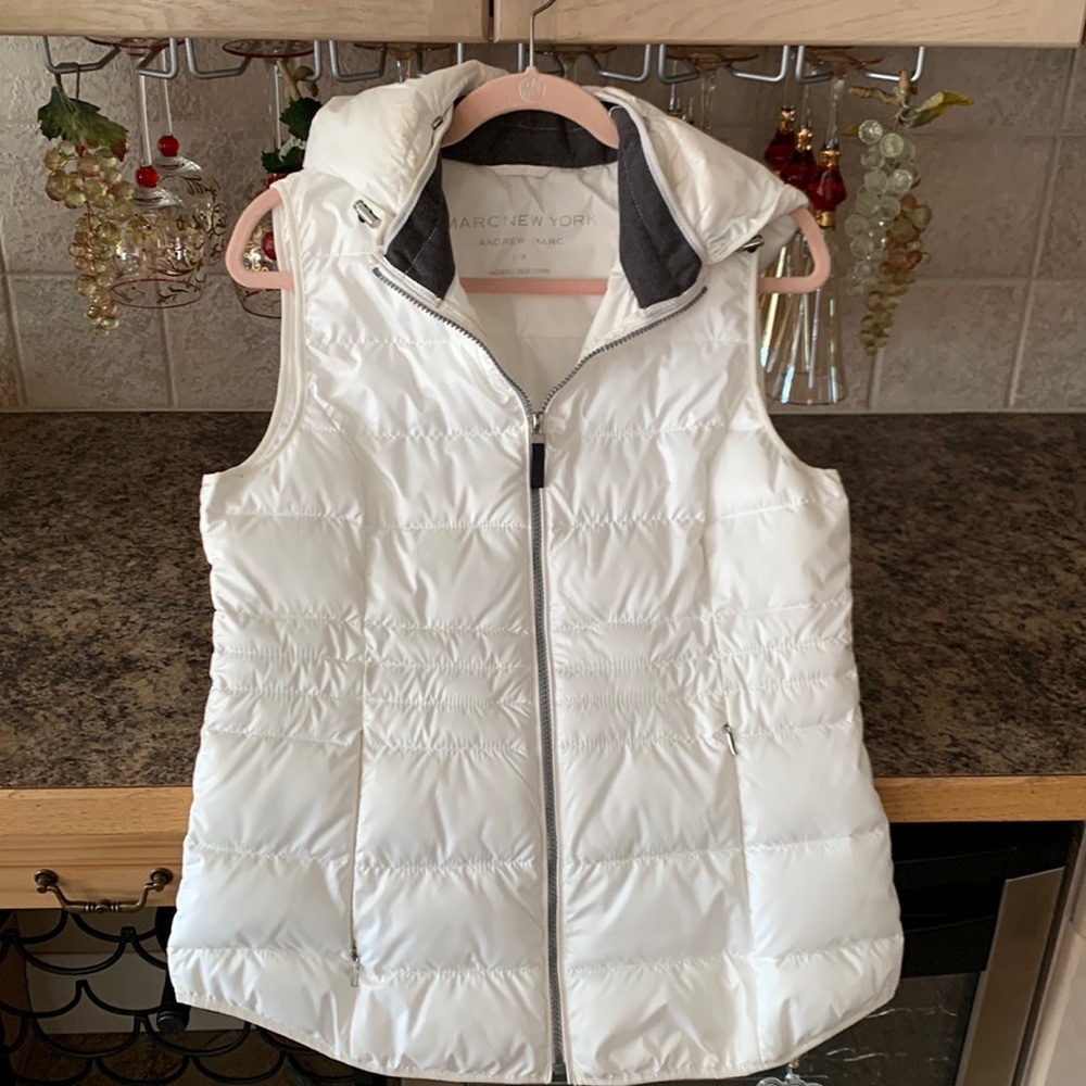 Hooded puffer vest size M by Marc New York WORN ONCE